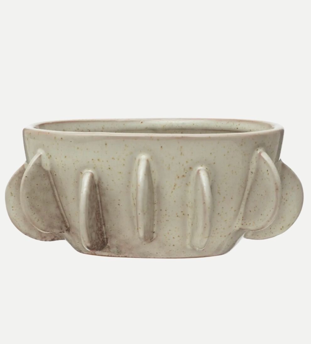 http://shop.lindyegalloway.com/cdn/shop/products/HandmadeStonewarePlanter.jpg?v=1681503437