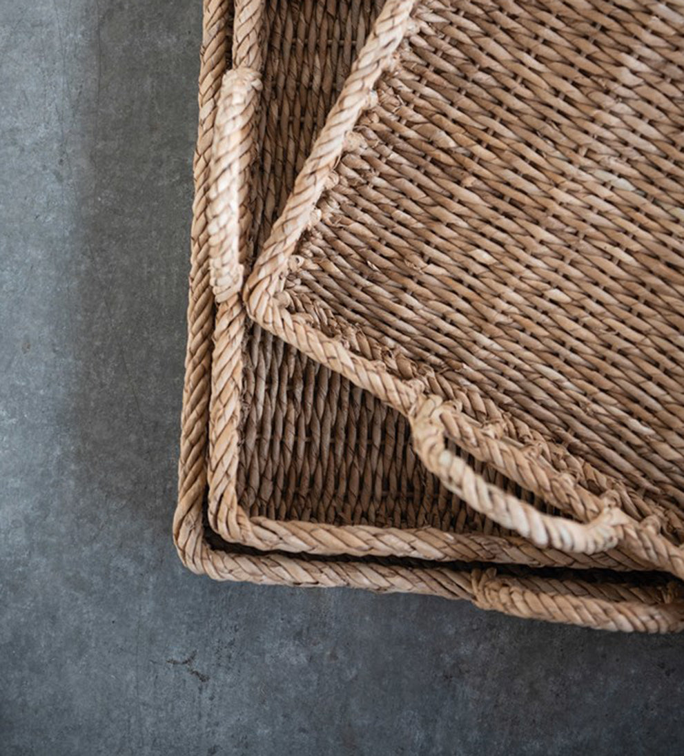 hand-woven water hyacinth and rattan tray